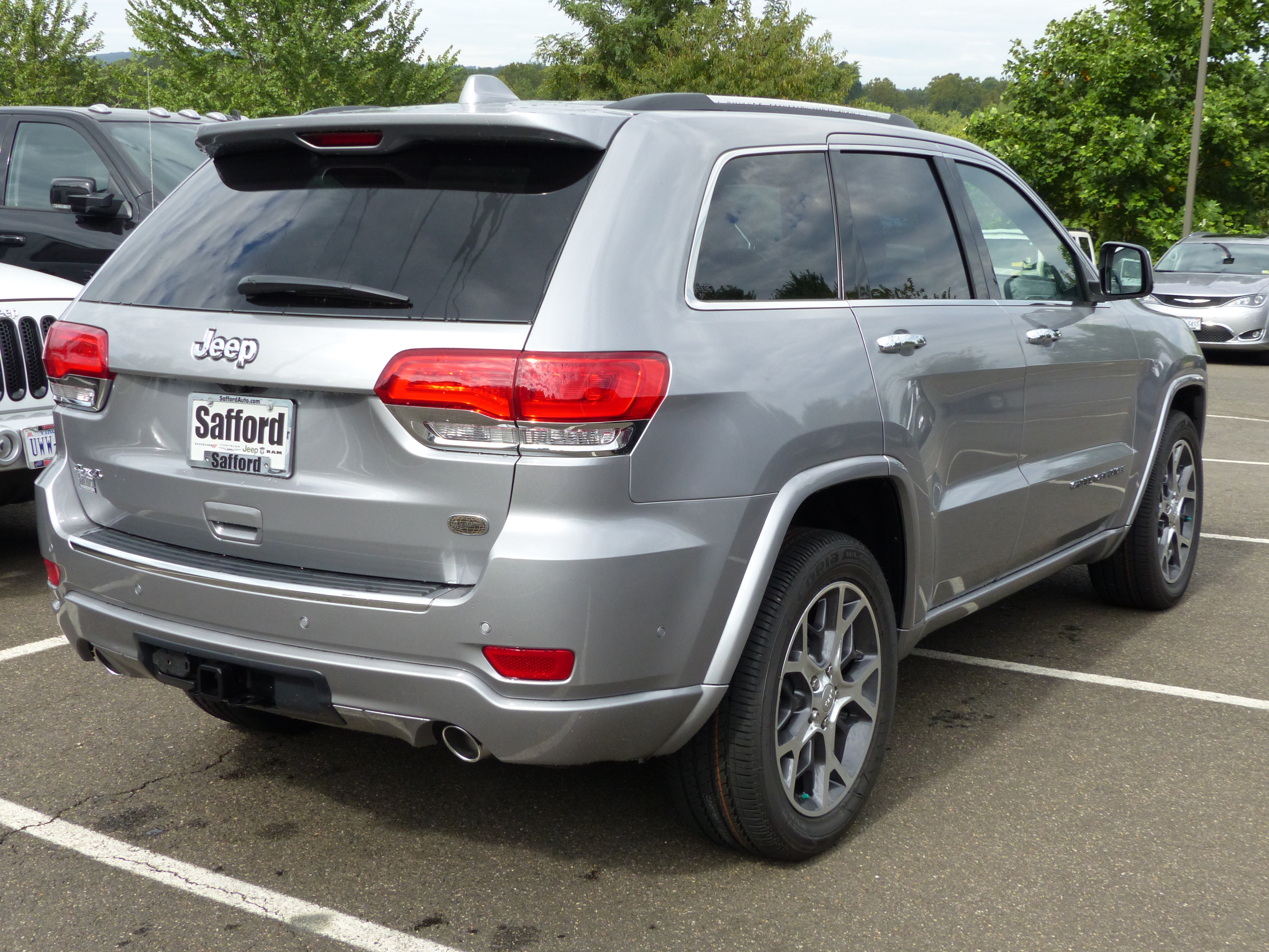 New 2019 JEEP Grand Cherokee Overland Sport Utility in