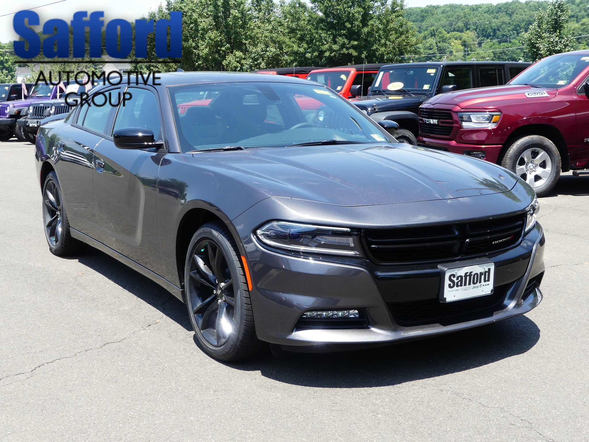 New 2018 Dodge Charger Sxt Sedan In Springfield Jh313435 Safford